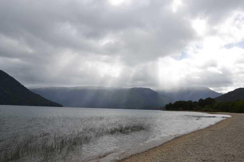Bariloche - Lago Mascardi.JPG